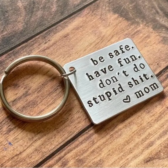 HUMOROUS & ADULT KEYCHAINS “DRIVE SAFE” MULTIPLE STYLES SEE PHOTOS - Picture 4 of 16